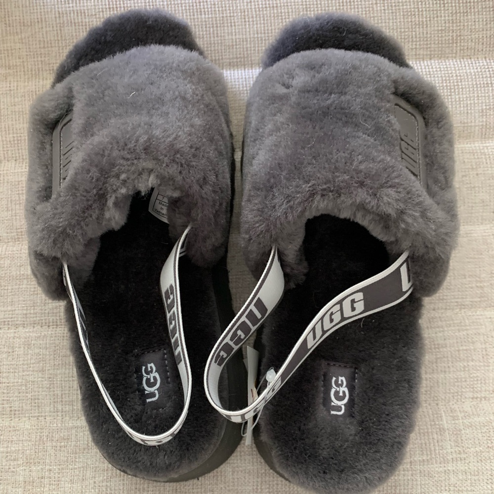 UGG Women's Gray Fluffy Slippers